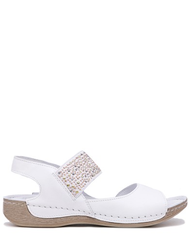 Белые кожаные сандалии