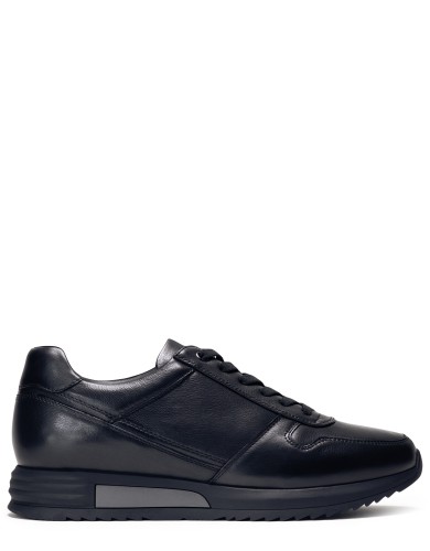 Чорні шкіряні зимові кросівки