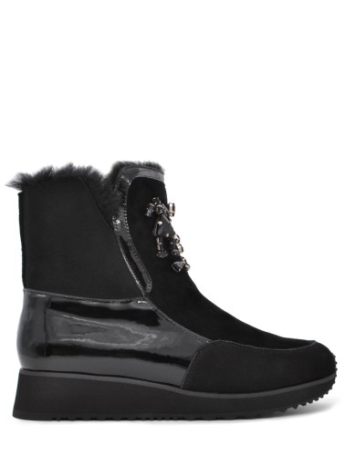 Черные лаковые зимняя ботинки 