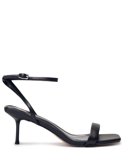 Черные кожаные летние босоножки