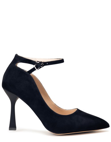 Черные замшевые демисезонные  туфли на каблуке 