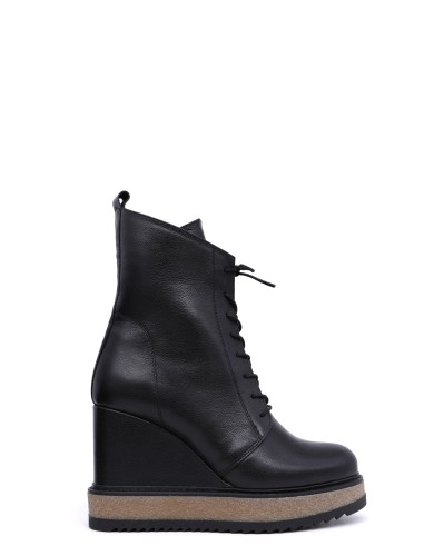 Черные кожаные зимняя ботинки 