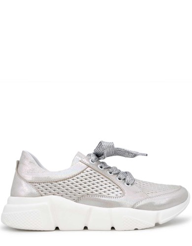 Срібні  шкіряні літні  кросівки 