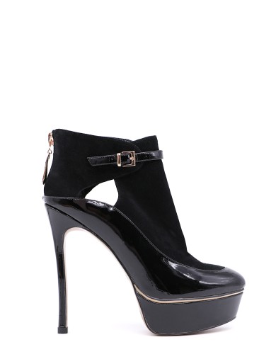 Черные замшевые демисезонные туфли на каблуке 