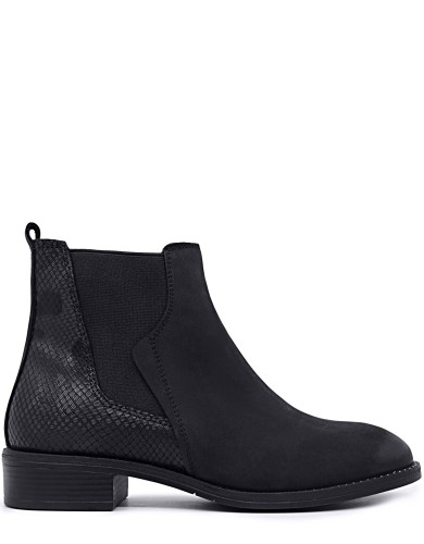 Черные нубуковые демисезонные ботинки 