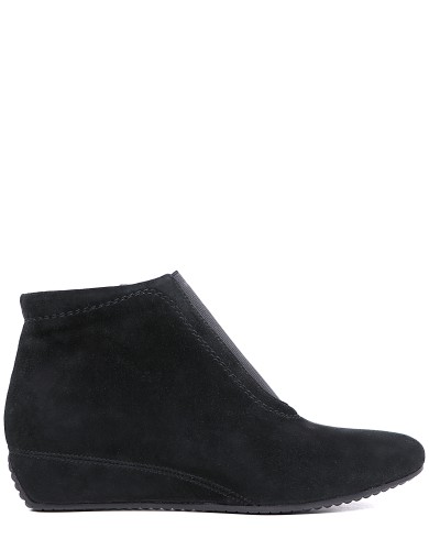 Чорні  демісезонні черевики