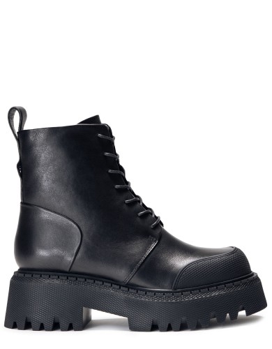 Чорні шкіряні черевики жіночі шкіряні