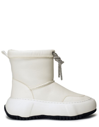 Білі шкіряні зимові уггі 