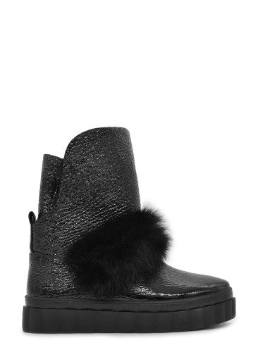 Чорні лакові уггі