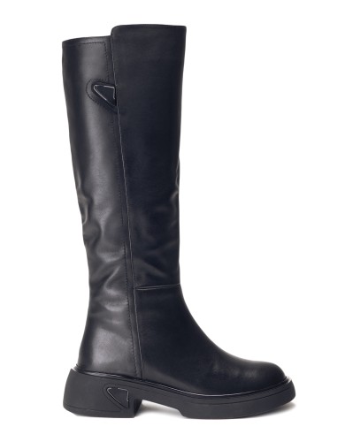 Чорні  шкіряні зимові чоботи 