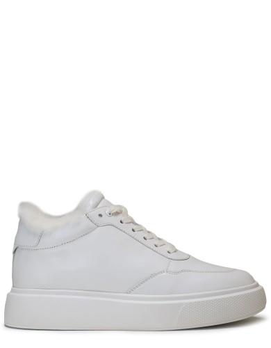 Білі шкіряні зимові кеди