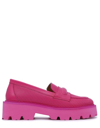 Рожеві шкіряні  лофери літні