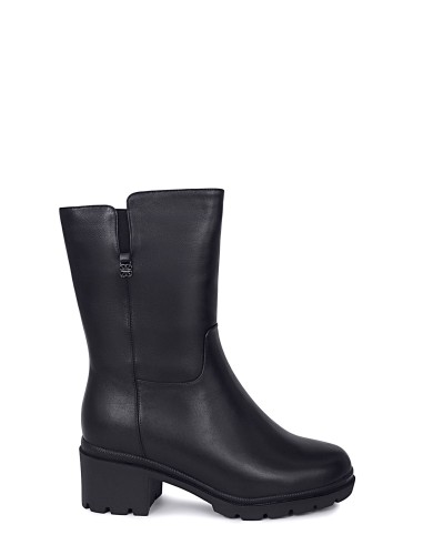 Чорні  шкіряні зимові черевики 