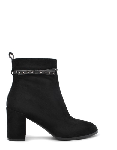 Черные замшевые демисезонные ботинки 