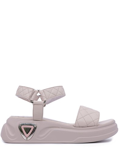 Бежевые кожаные босоножки