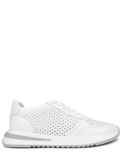 Білі шкіряні літні  кросівки 