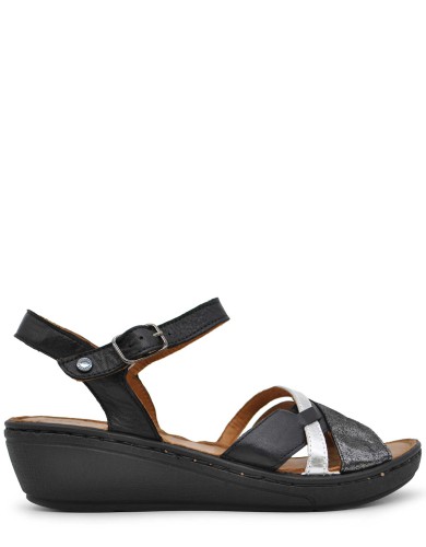 Черные кожаные летние босоножки