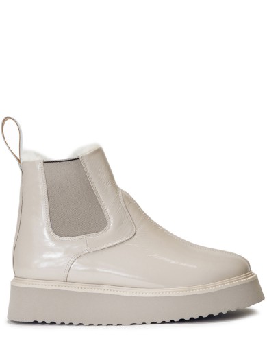 Бежевi лакові  зимові уггі 