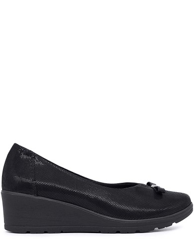 Черные  демисезонные туфли