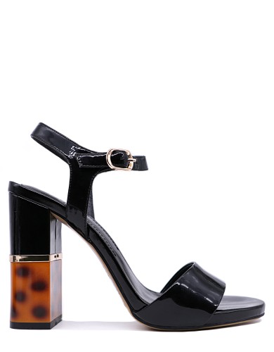 Чорні  лакові  літні  босоніжки 