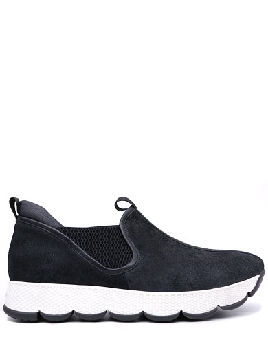 Чорні  демісезонні кросівки