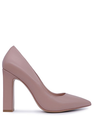 Пудровые кожаные демисезонные  туфли на каблуке 