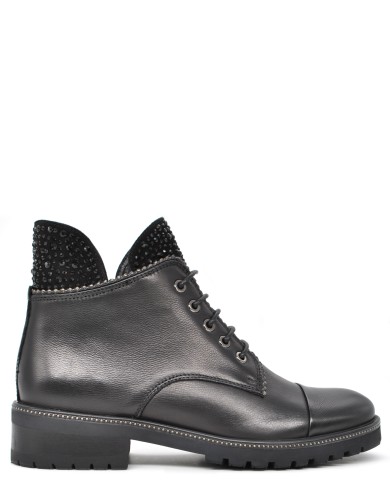 Черные кожаные демисезонные ботинки 