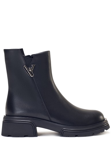 Черные кожаные демисезонные ботинки 