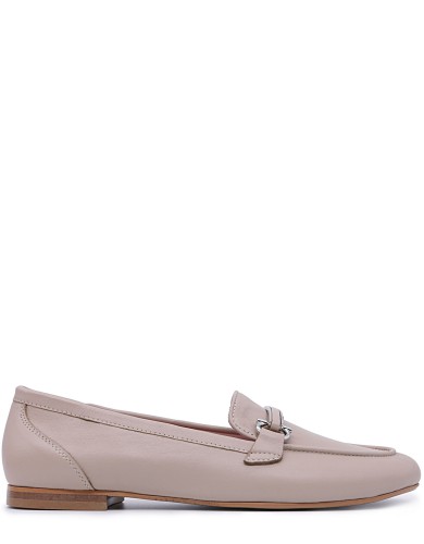 Бежевые кожаные демисезонные  лоферы