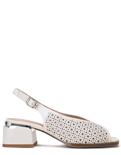 Бежевые кожаные летние босоножки