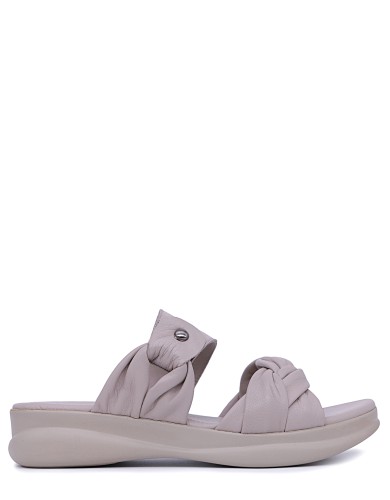 Бежевые кожаные летние шлепанцы