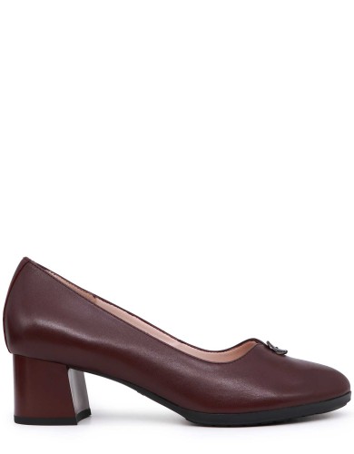 Бордовые кожаные демисезонные туфли на каблуке 