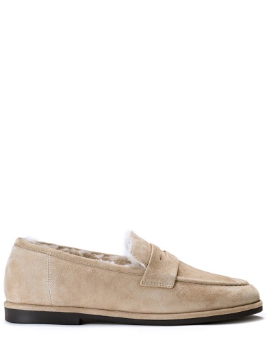 Бежеві  хутром лофери жіночі з