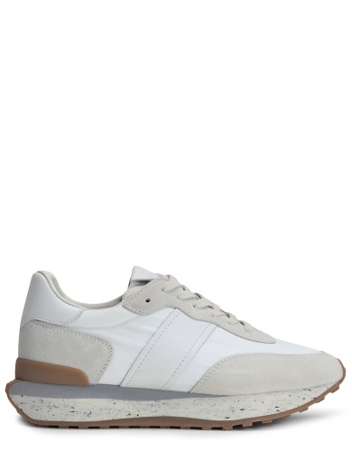 Білі шкіряні  демісезонні кросівки