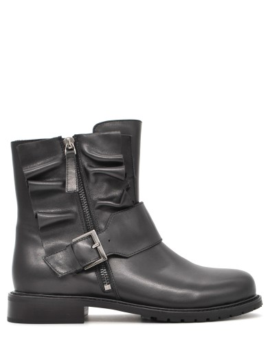 Черные кожаные демисезонные ботинки 