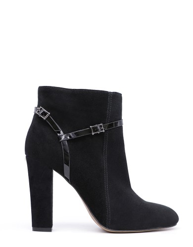 Черные  демисезонные ботинки