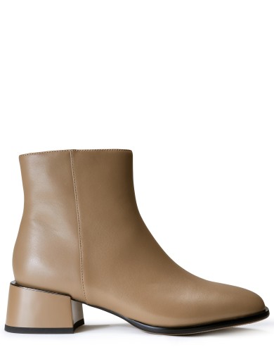 Бежевi шкіряні демісезонні  черевики 