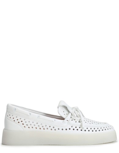 Білі шкіряні літні  лофери